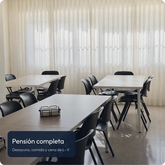 Comedor Mac La Piovera - Habitaciones para Estudiantes en Madrid